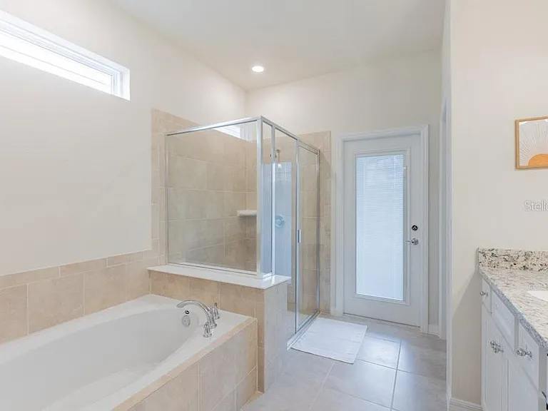 7215 Oakmoss Loop — Photo 45