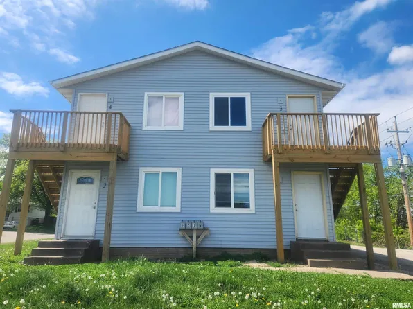 3206 Heatherton Dr, Davenport, IA 52804