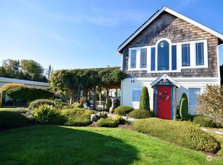 872 Three Crabs Rd, Sequim, WA 98382