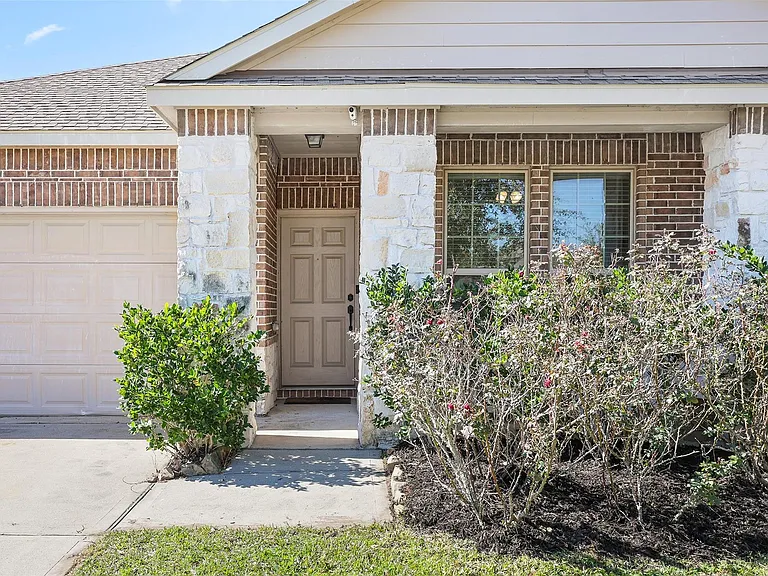 2225 Windy Sail Dr — Photo 2