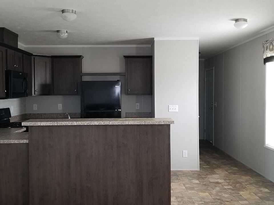 2nd image of 9673 Stoneypointe Dr #921