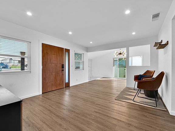 4th image of 5144 W 141st St