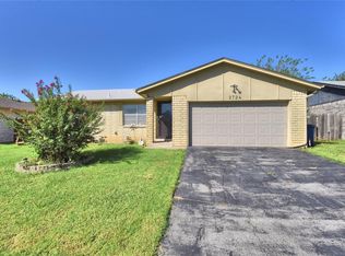 2724 S 136th Pl E, Tulsa, OK 74134