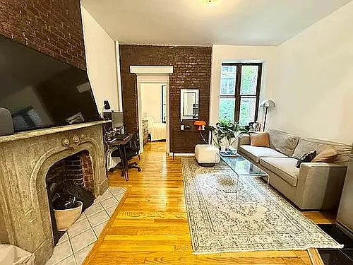 336 W 14th St #1B Photo 1 336 W 14th St #1B Photo 1