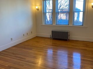 11 Strathmore Rd APT 2, Medford, MA 02155