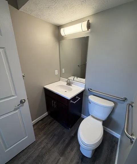 Beacon Point Apartments — Photo 32