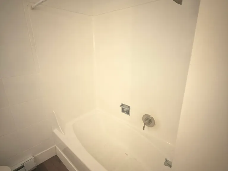 1620 NE Pleasant St #101 — Photo 6