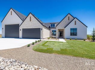 27202 Iron Horse Dr, Caldwell, ID 83607