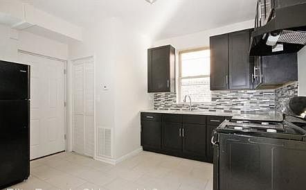 5th image of 7828 S Maryland #1ST