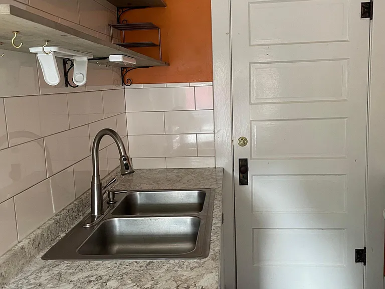 11 Bradley St #2 — Photo 3