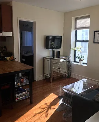 Rented by Geraldine Capasso, LREB | media 59