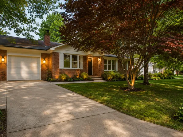 2607 New Garden Rd E, Greensboro, NC 27455