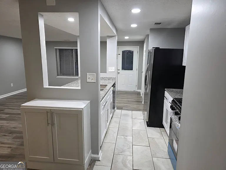 5349 Tracey Dr — Photo 13