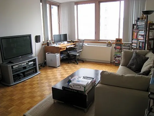 Rented by Green Home NY Realty LLC | media 18
