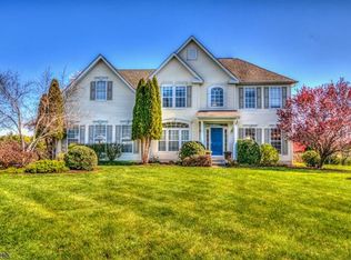 207 Kuhl Rd, Flemington, NJ 08822