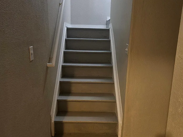 16055 Sequoia Dr — Photo 37