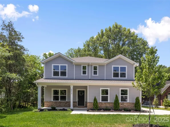 2313 Stallings Rd, Harrisburg, NC 28075