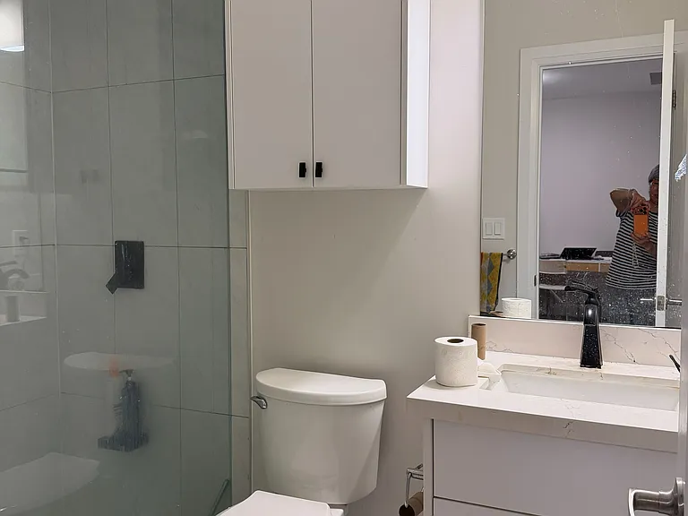 16 Queen Magdalene Pl — Photo 2