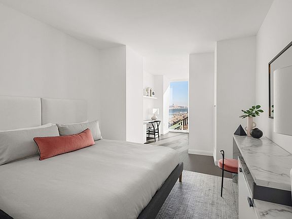 4th image of 675 W 59th St APT 805