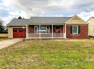 505 Chandler Dr, Point Pleasant, WV 25550