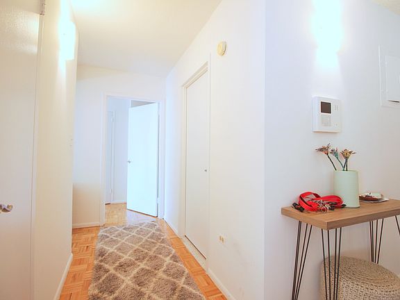 5th image of 225 8th Ave #4D