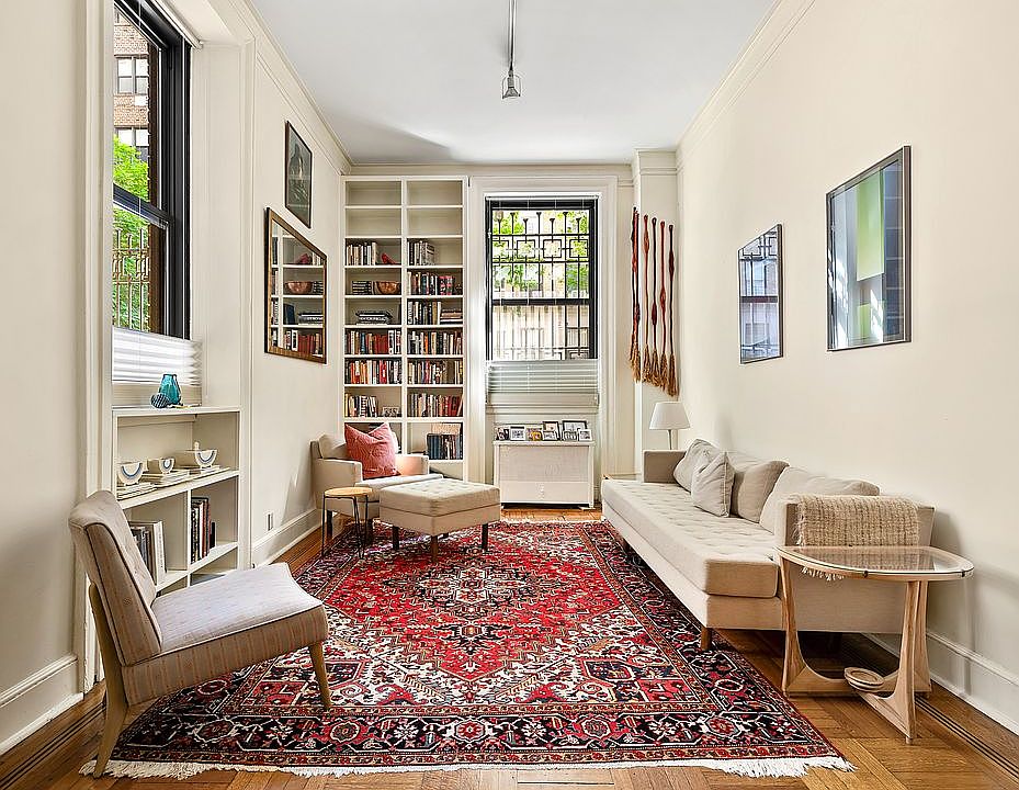 1st image of 924 W End Ave APT 1