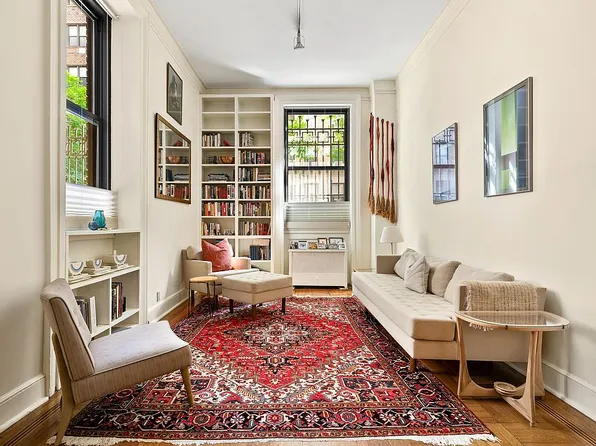 924 W End Ave APT 1, New York, NY 10025
