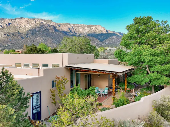 1875 San Bernardino Dr NE, Albuquerque, NM 87122