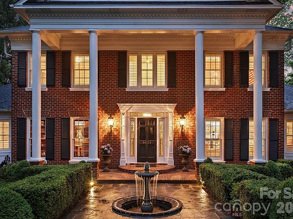 4th image of 6824 N Baltusrol Ln