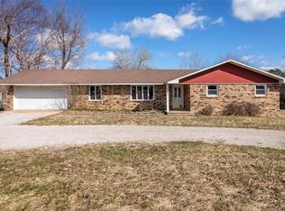 19697 Houston Rd, Lebanon, MO 65536