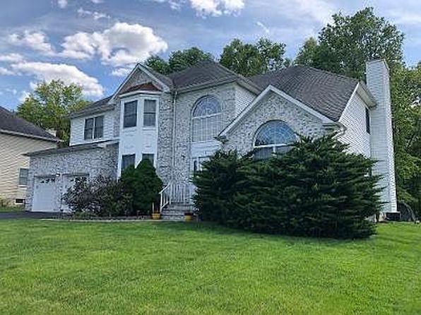 6 Breanne Ct