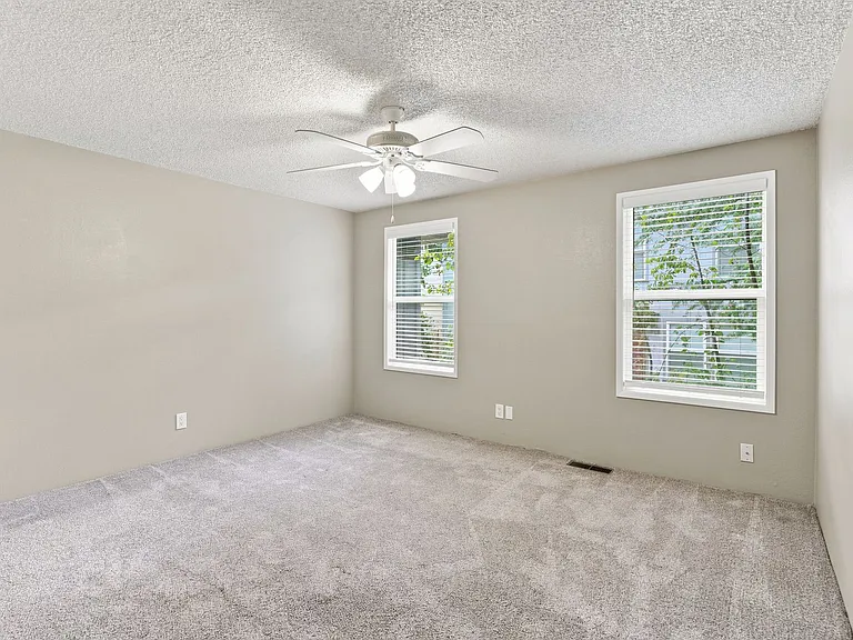 327 N Main St #2 — Photo 17