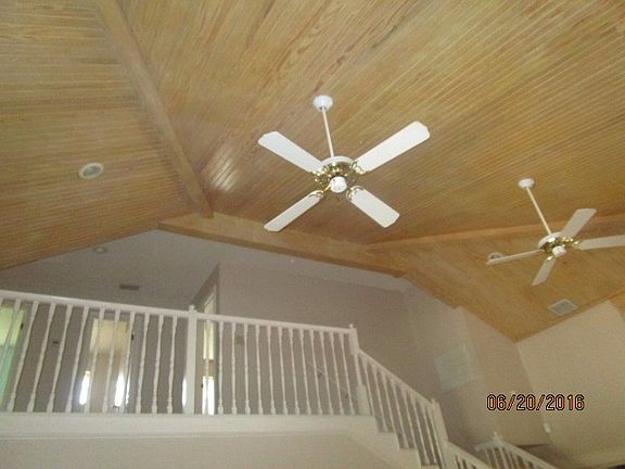 Additional Living Room