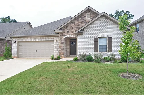 104 Grove Hill Cir Photo 1
