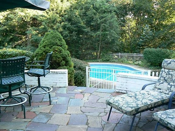 Quaint fieldstone patio