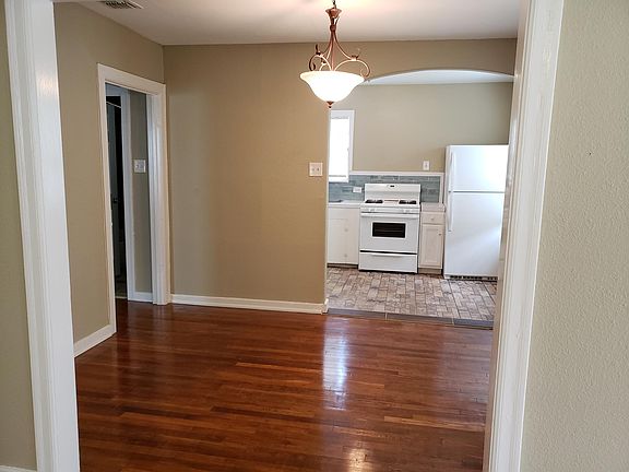 4th image of 334 Carroll St