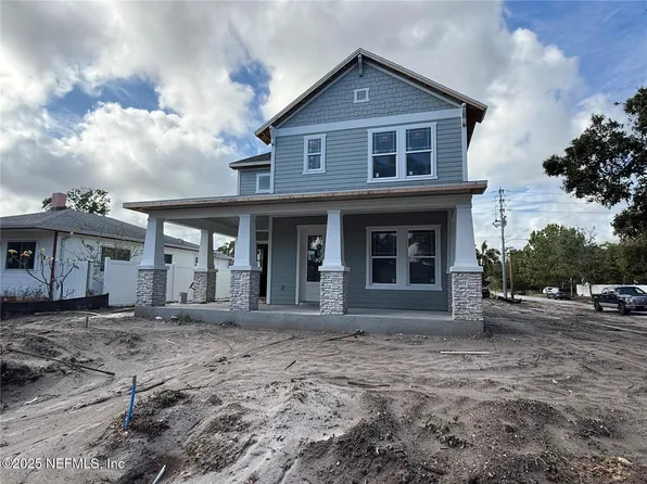 2301 BURLINGTON Avenue, Eustis, FL 32736