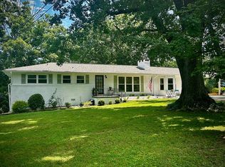 8717 Green Gap Rd, Ooltewah, TN 37363