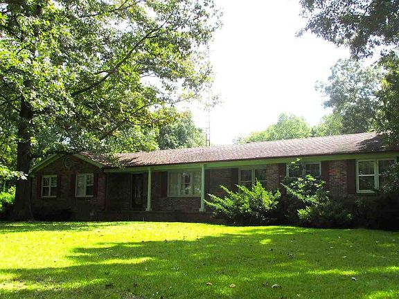 2nd image of 541 Margaret Cir