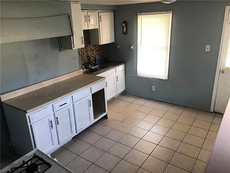 501 Indiana Ave photo 1