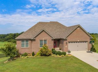 406 Buckwalter Ct, Berea, KY 40403