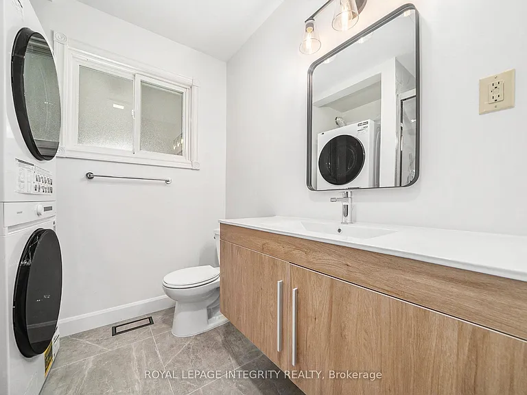 58 Wigan Dr #B — Photo 7