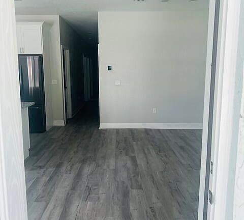 5th image of 732 6th St