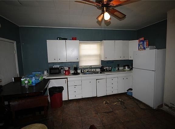 3rd image of 707 S 15th St