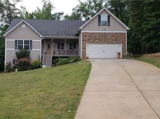 188 Laura Ln, Commerce, GA 30529