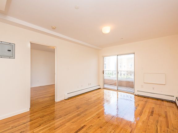 3rd image of 34-14 34th St #2F