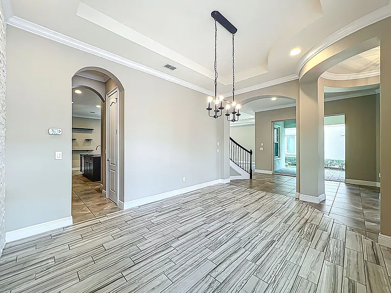 9421 Dugard Ct — Photo 10