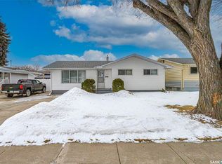 318 Montreal AVENUE N, Saskatoon, SK S7L 3N8