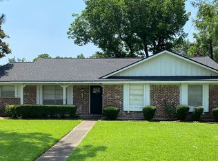 9110 Pontiac Dr, Houston, TX 77096
