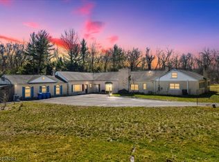 65 River Rd, Belle Mead, NJ 08502